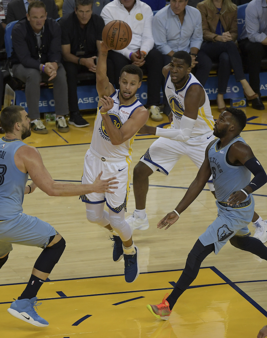 Golden State Warriors vs Memphis Grizzlies Photos by Gerome Wright